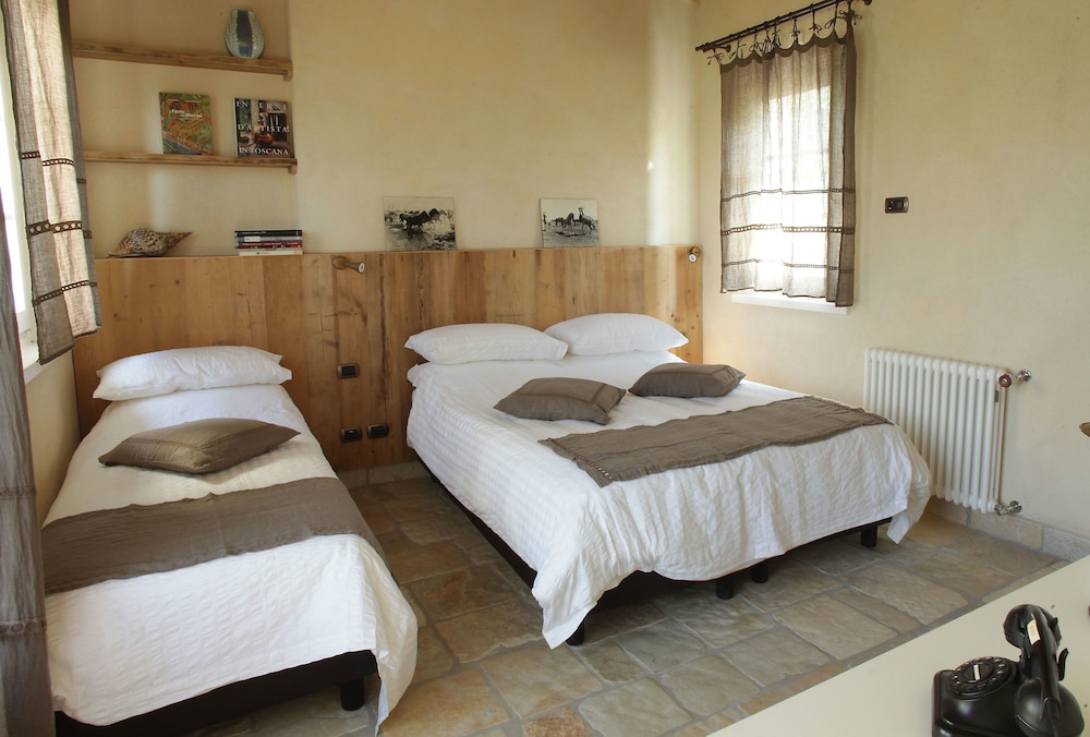 Triple Room, 1 Bedroom, Garden View