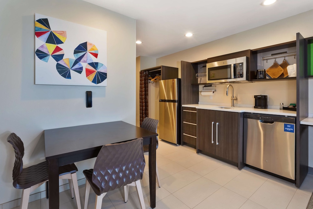 Suite, 1 Bedroom, Non Smoking - Photo 4