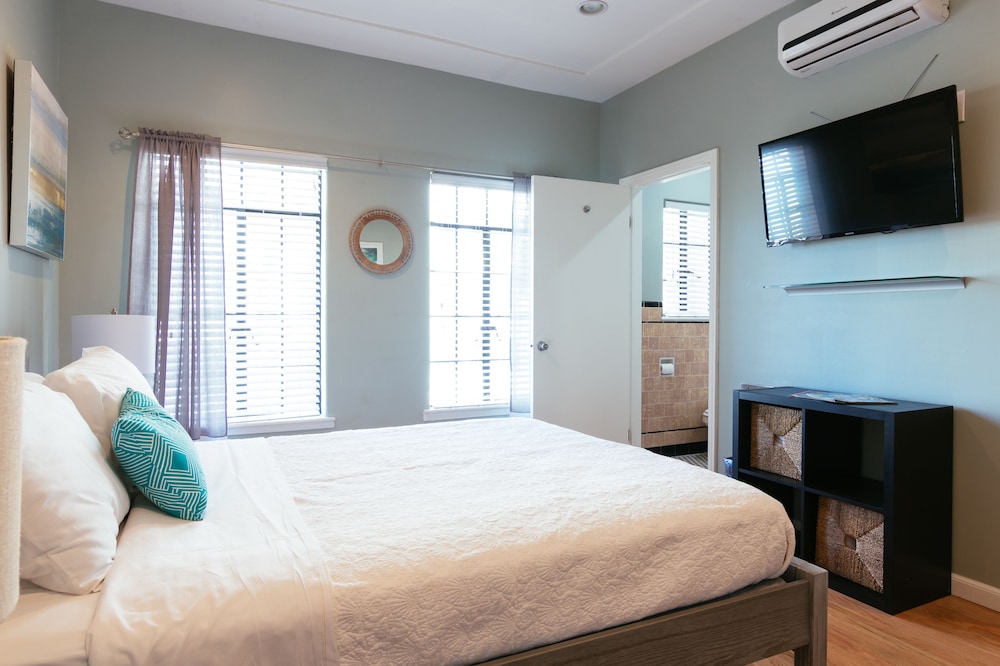 Super Studio Suite