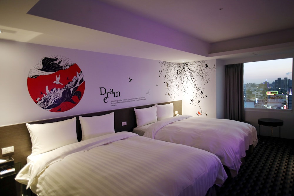 Quadruple Room (Random Design) photo 1