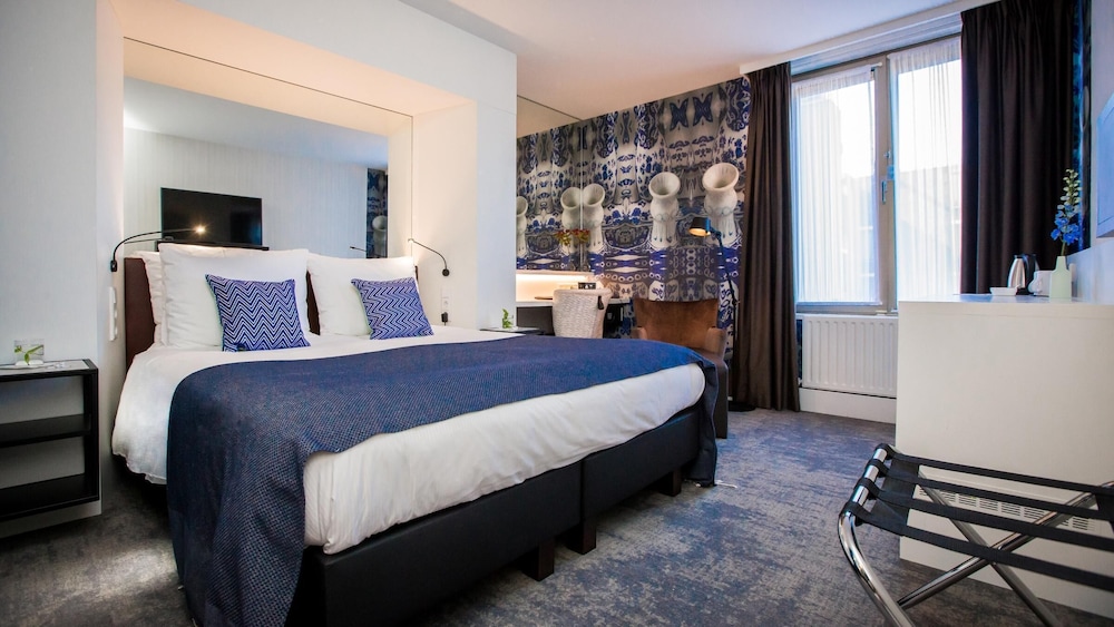 Comfort Room, 1 Queen Bed