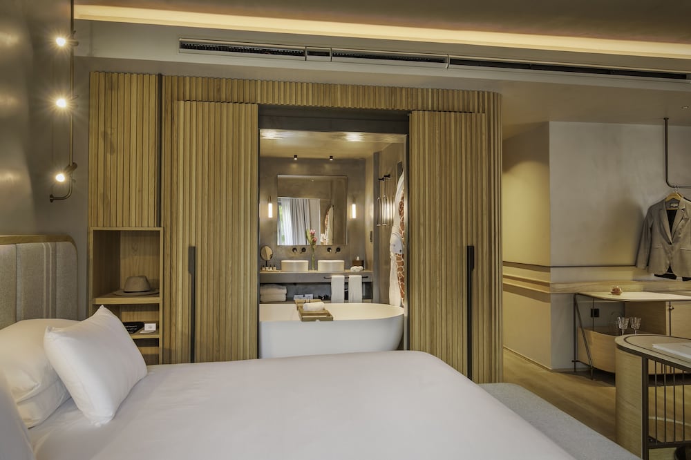 Premium Double Room Single Use