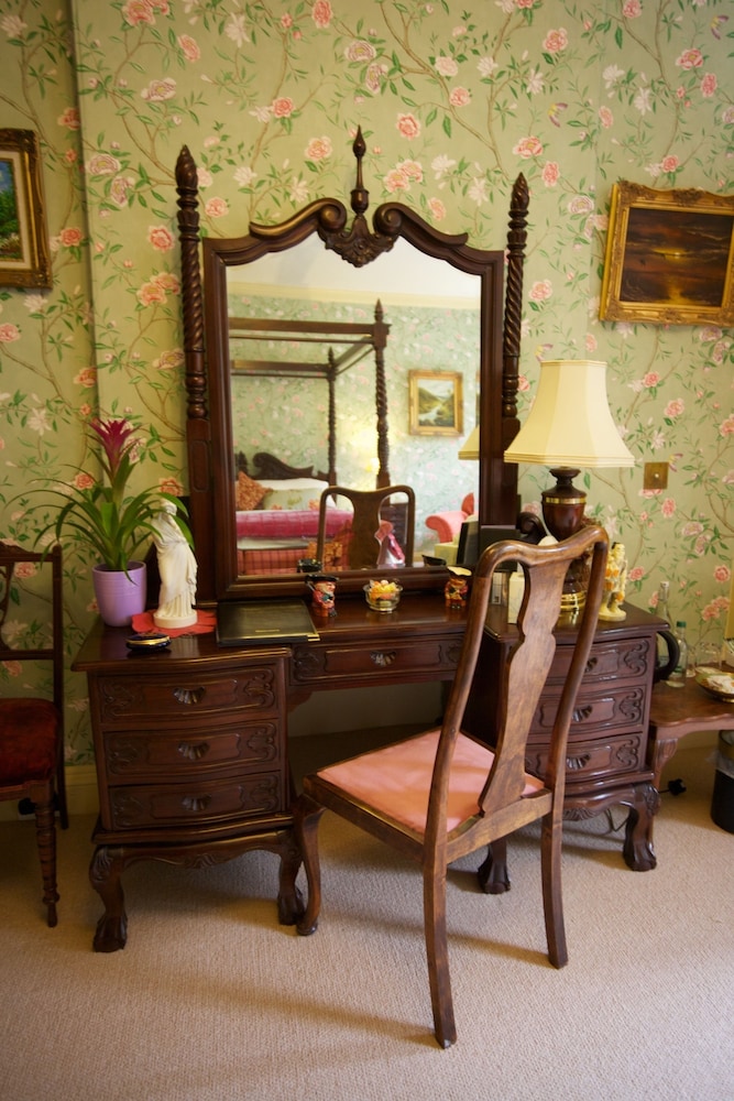 Luxury Suite, Fireplace (Durn Four Poster Room) photo 1