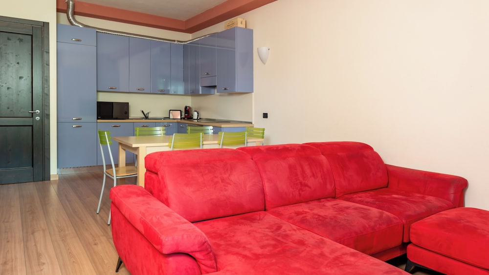 Apartment (2 Bedrooms)