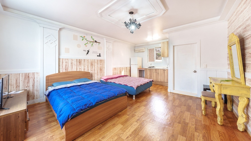 Basic Room, 1 Bedroom (Vintage 1)