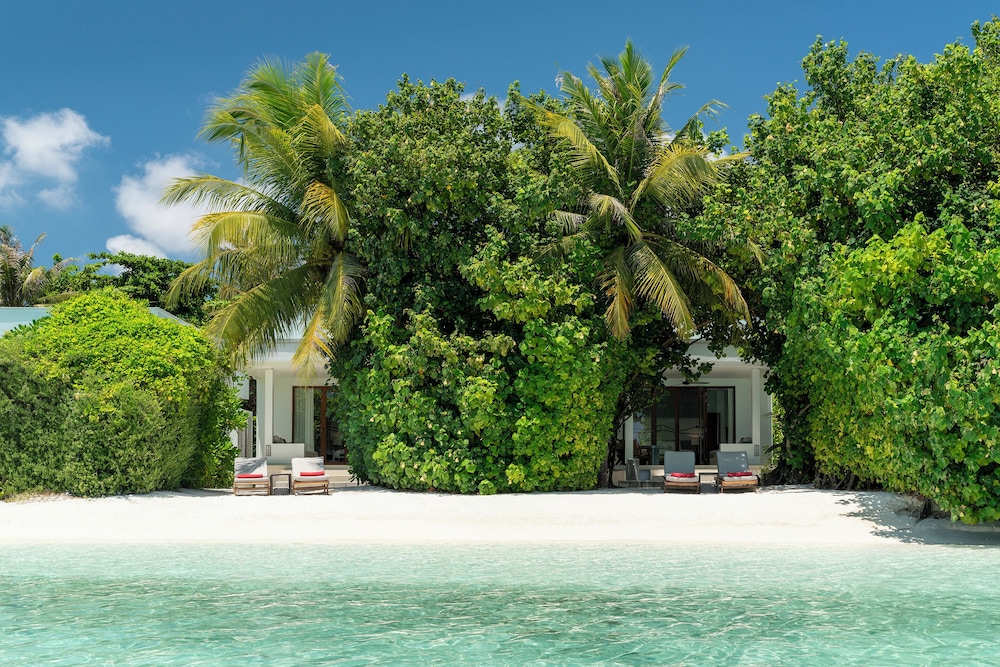 Two Bedroom Beach Villa photo 1
