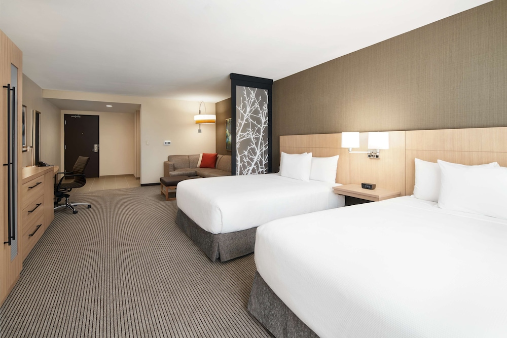 Room, Multiple Beds - Photo 2