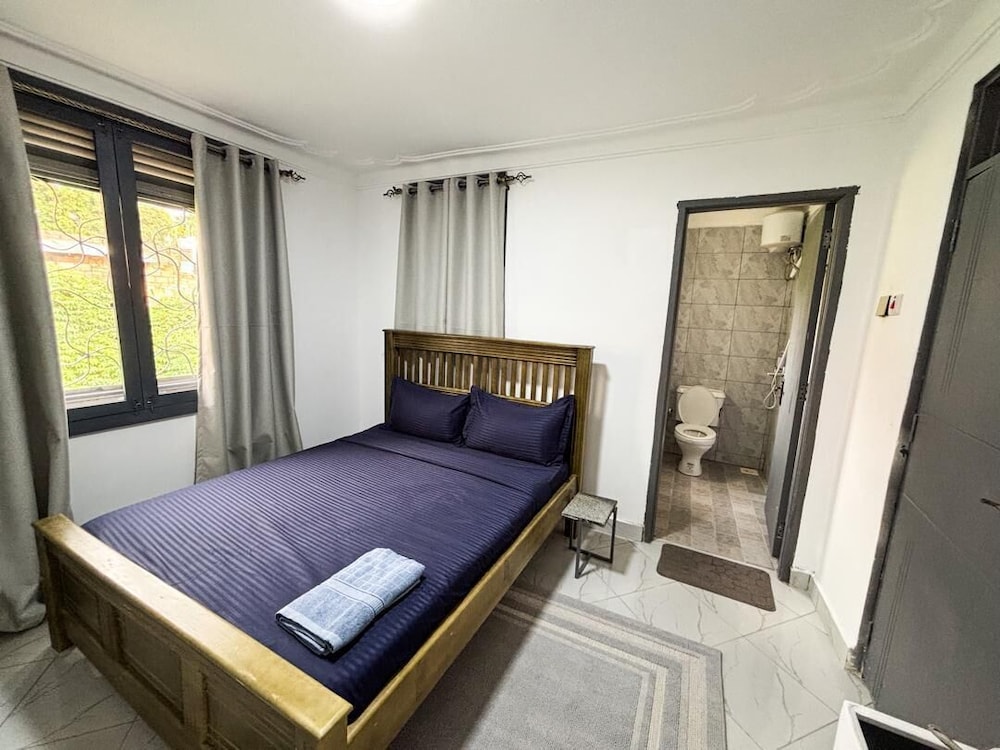 Superior Room, Non Smoking, Private Bathroom
