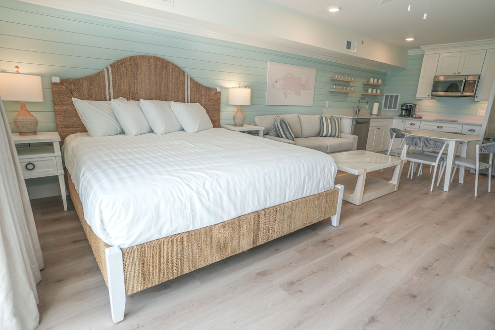 King Studio Suite Bay View