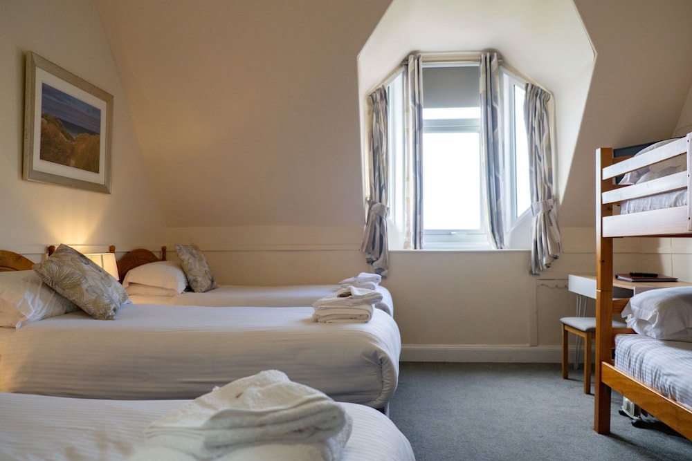 Family Room, Private Bathroom, Sea View photo 3