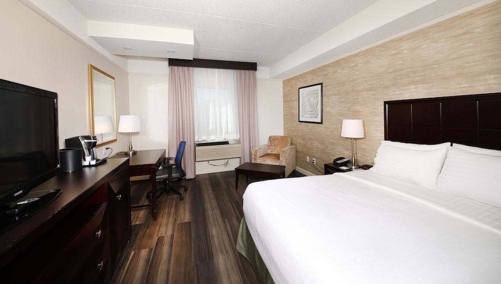 Standard Room, 1 King Bed - Photo 3