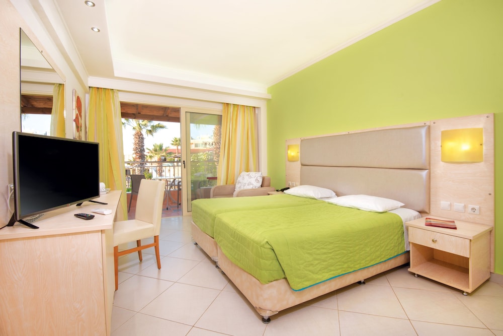 Habitación Estándar con Dos Camas Individuales