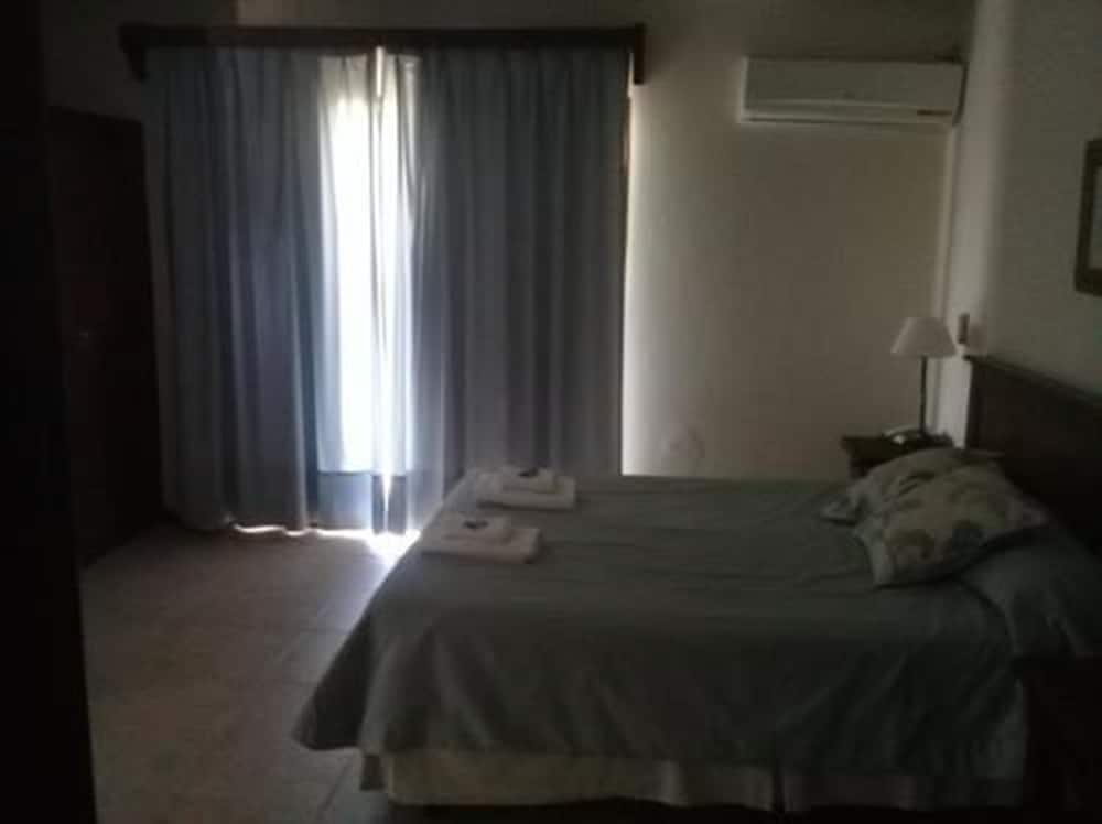 Double Room, 1 King Bed photo 1