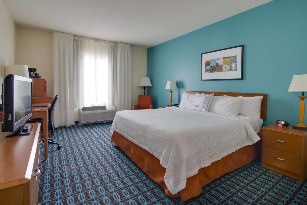 Suite, 1 Bedroom - Photo 4
