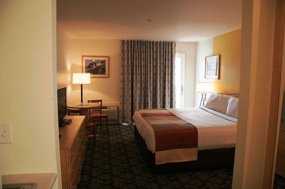 Standard Room, 1 King Bed, Accessible