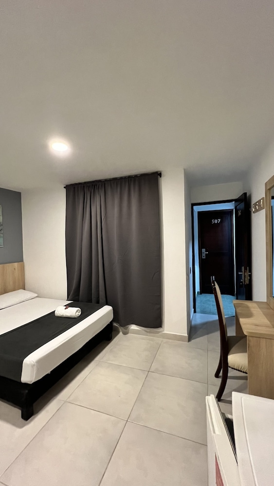 Standard Double Room - Photo 1