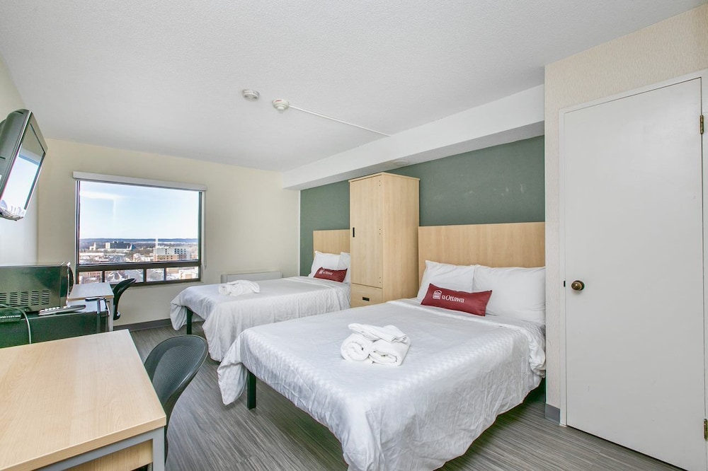 Economy Room, 2 Double Beds photo 2