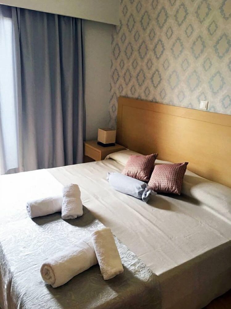 Triple Room, 3 Twin Beds, Non Smoking photo 2