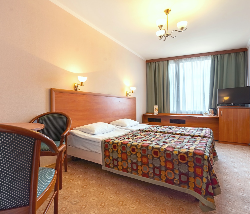 Standard Room, 2 Twin Beds photo 3