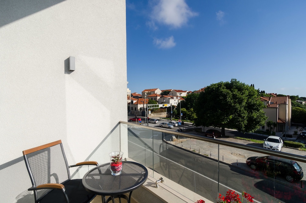 Superior Studio, Balcony, City View photo 3