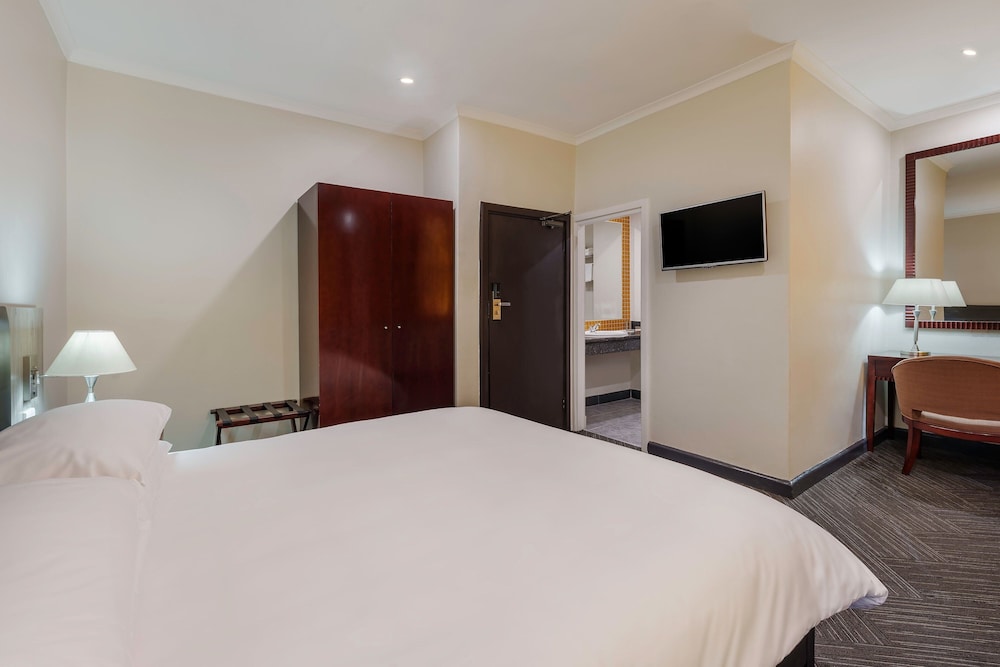Room, 1 Double Bed, City View photo 1