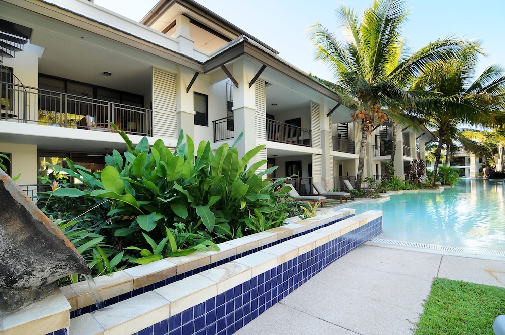 Two Bedroom Two Bathroom Spa Terrace Apartment photo 2