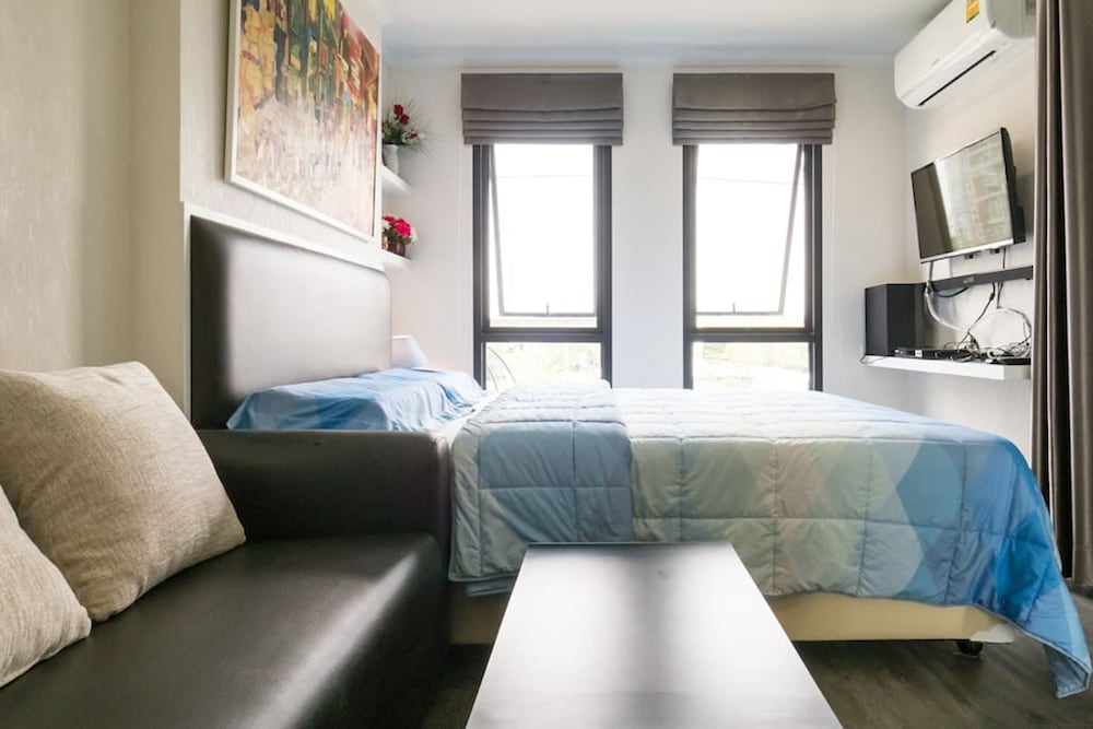 1 Bedroom City View photo 3
