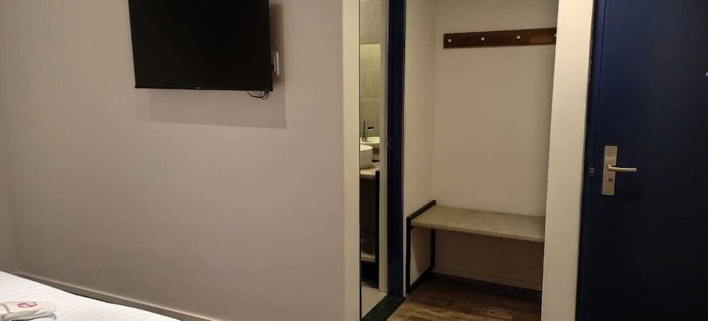 Traditional Room - Photo 5