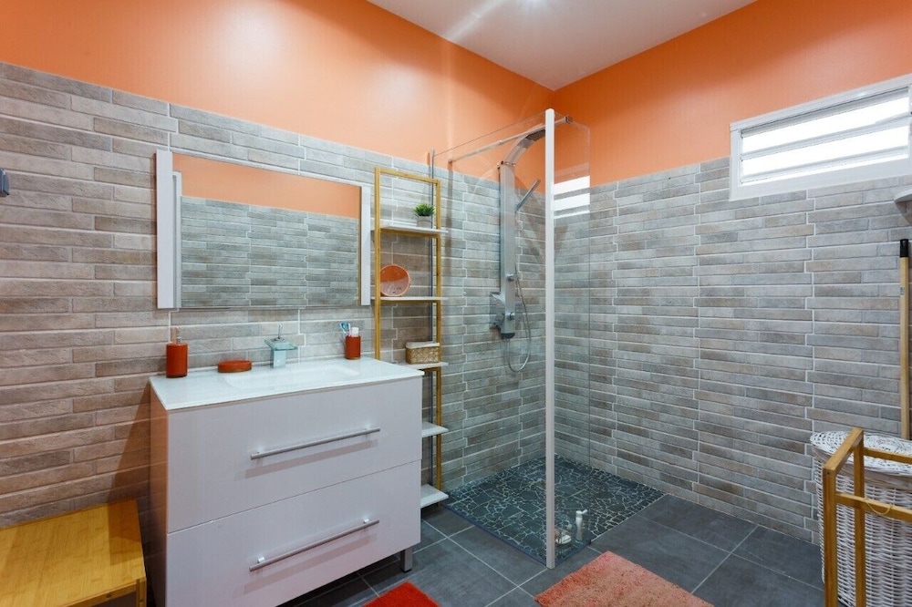 Deluxe House, 2 Bedrooms, Sauna photo 3