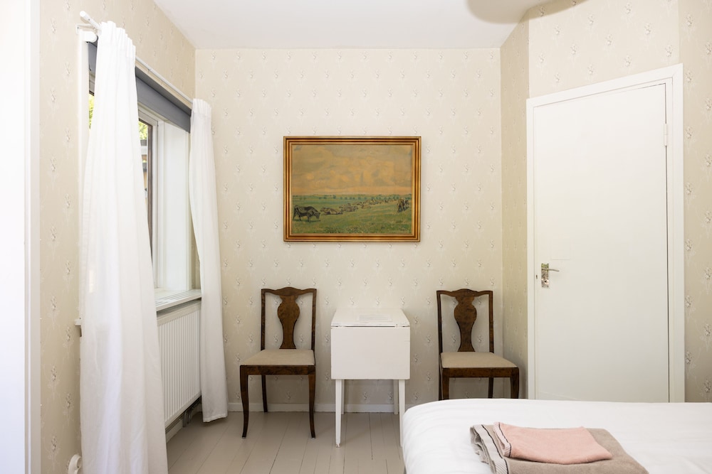 Basic Double Room, Ensuite, Ground Floor photo 3