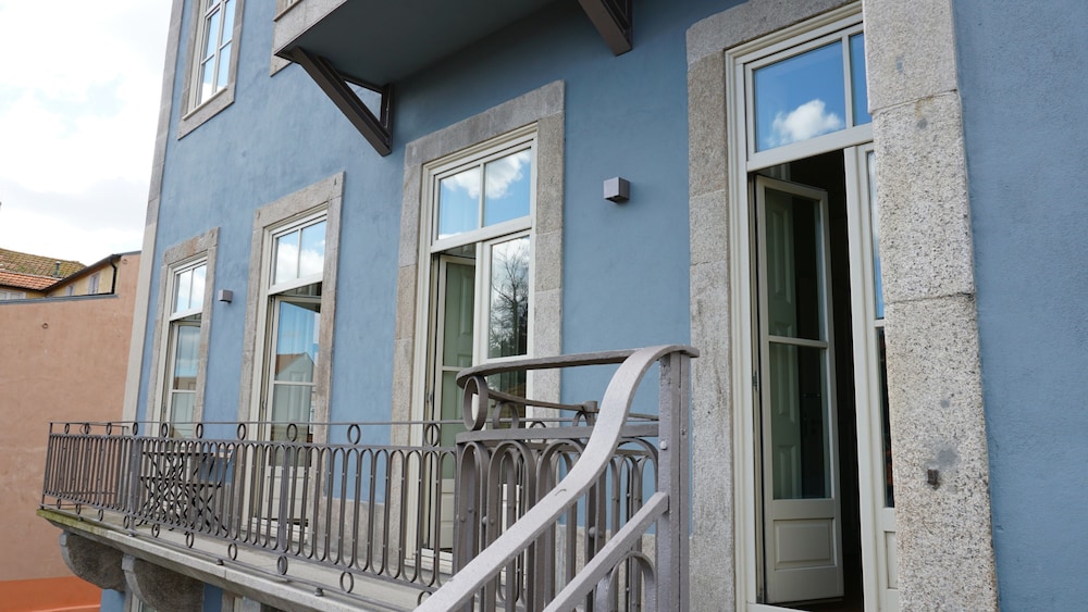 Apartment, 2 Bedrooms, Terrace thumbnail 6