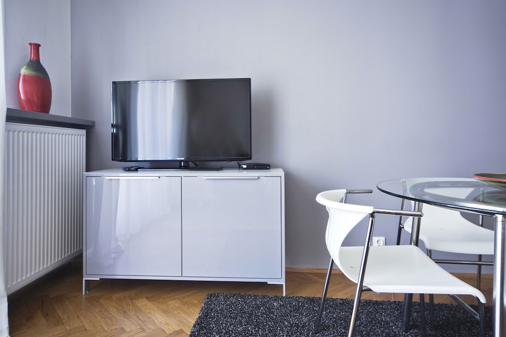 Apartment, 1 Bedroom, Balcony - Photo 33