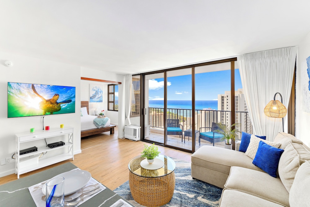 Premium Apartment, 1 King Bed, Air conditioning, Ocean View (0119)