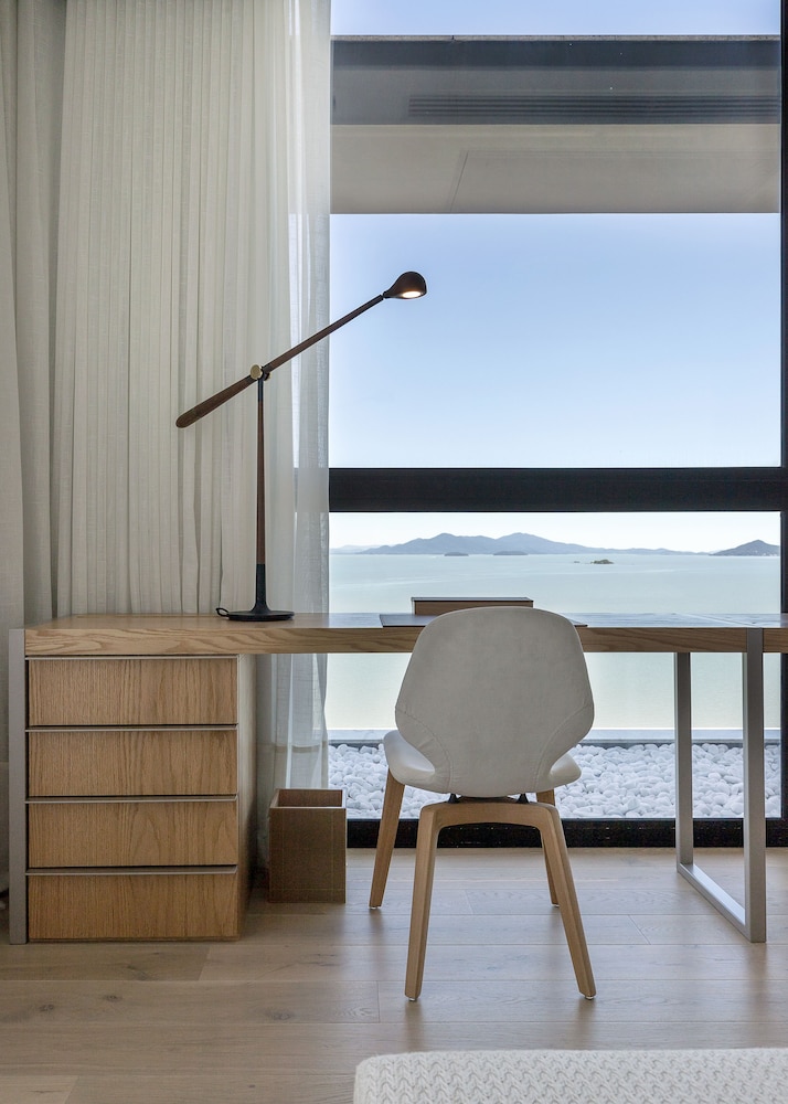 Suite LK Aqua