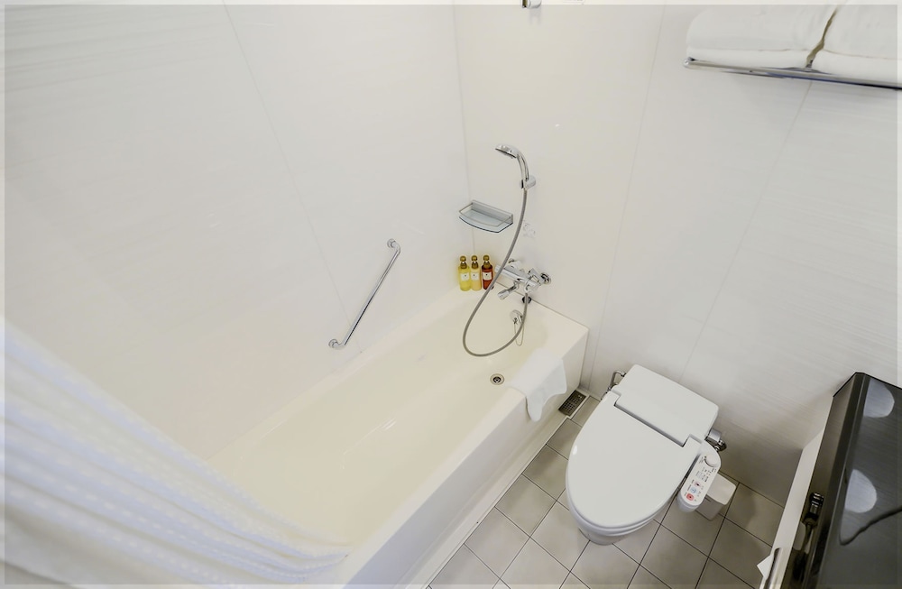 Deluxe Room, Harbor View - Photo 6