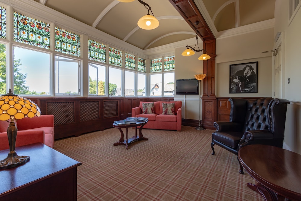 Oscar Wilde Suite photo 3
