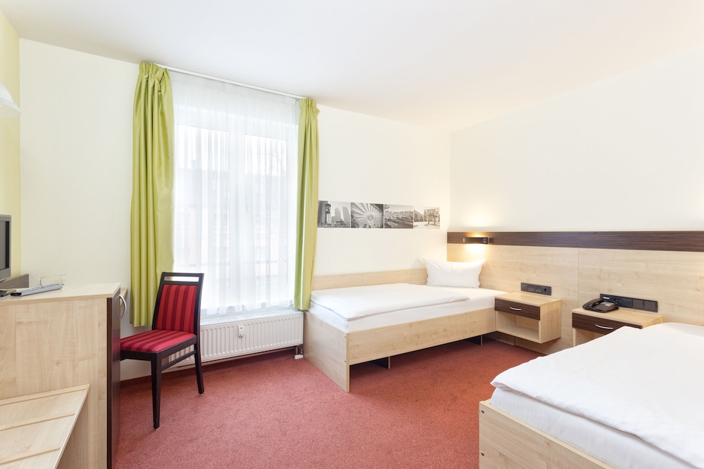 Twin Room photo 2