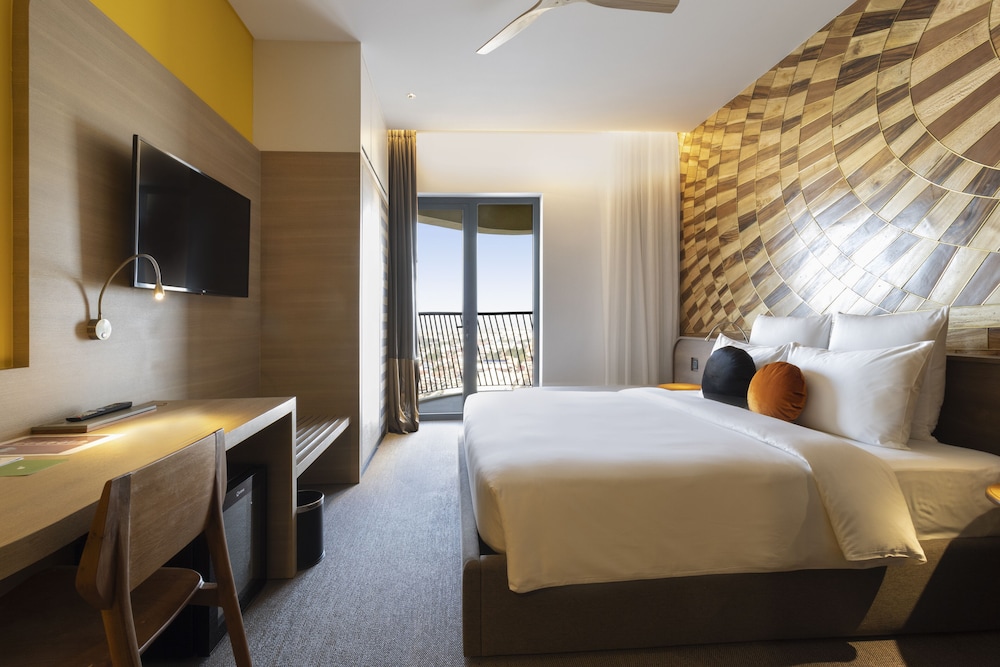 Double Room, Balcony, River View photo 3