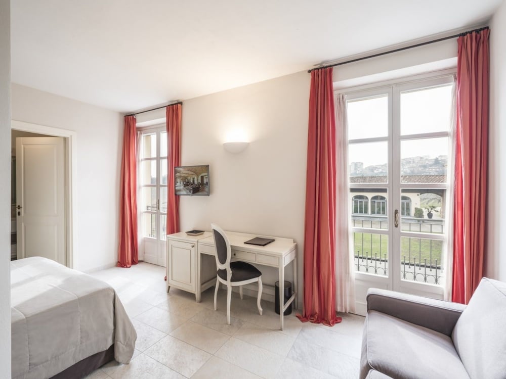 Superior Double Room, Balcony photo 3