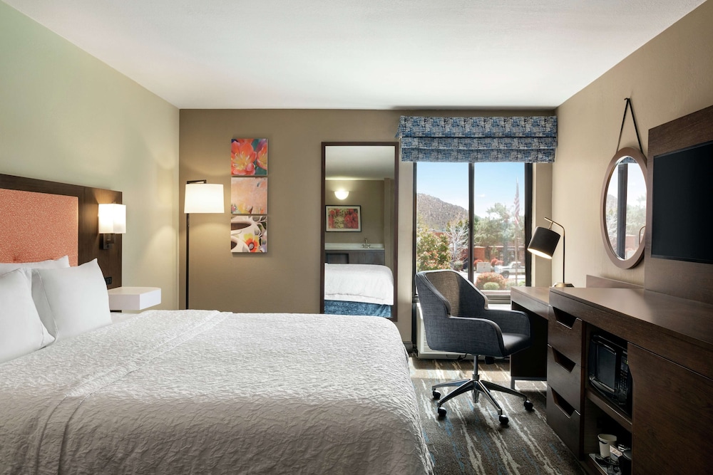 Room, 1 King Bed, Accessible - Photo 6