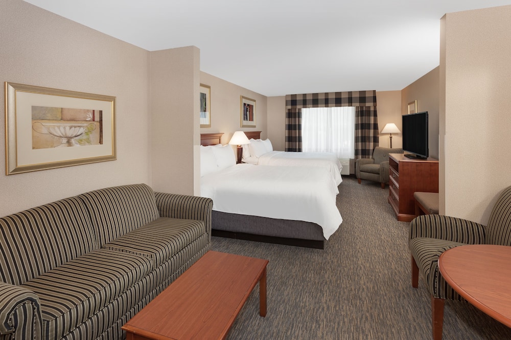 Suite, Multiple Beds
