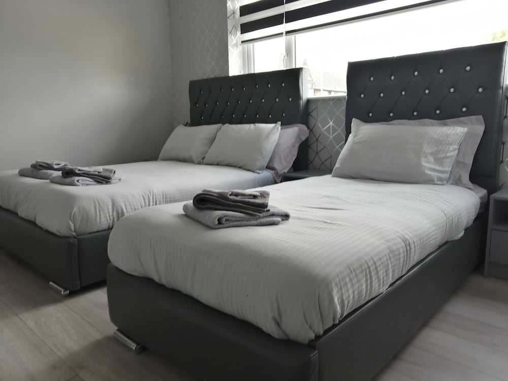 Basic Triple Room photo 1