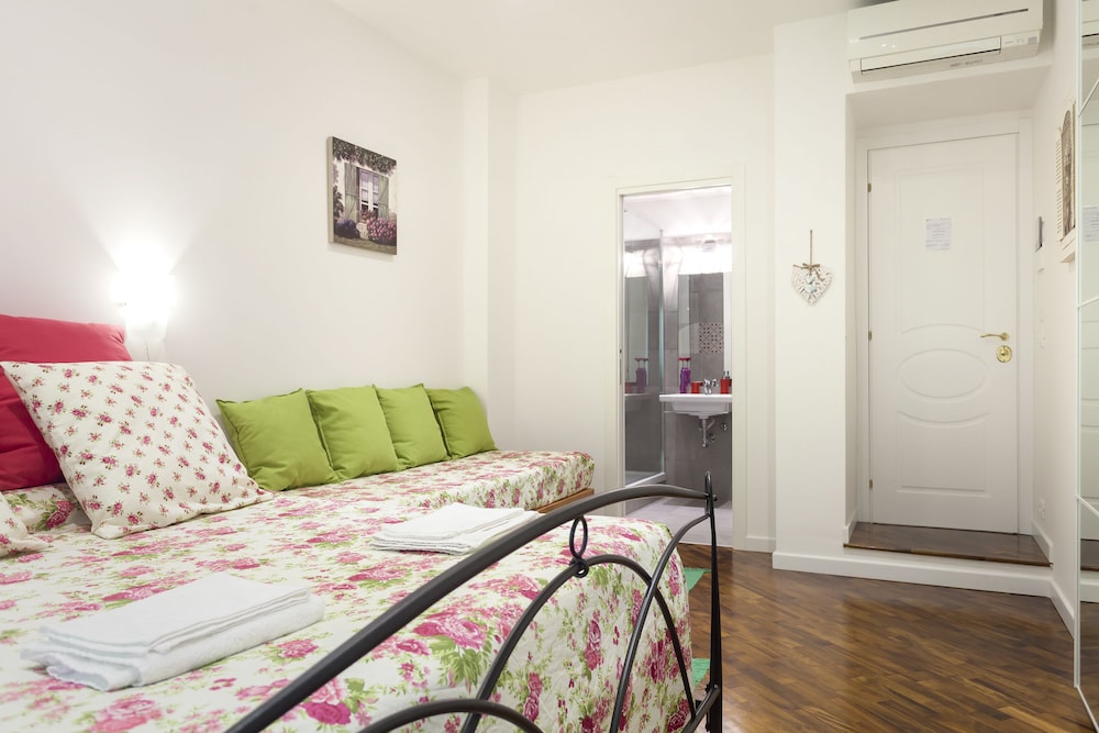 Triple Room (Vittoria) photo 2