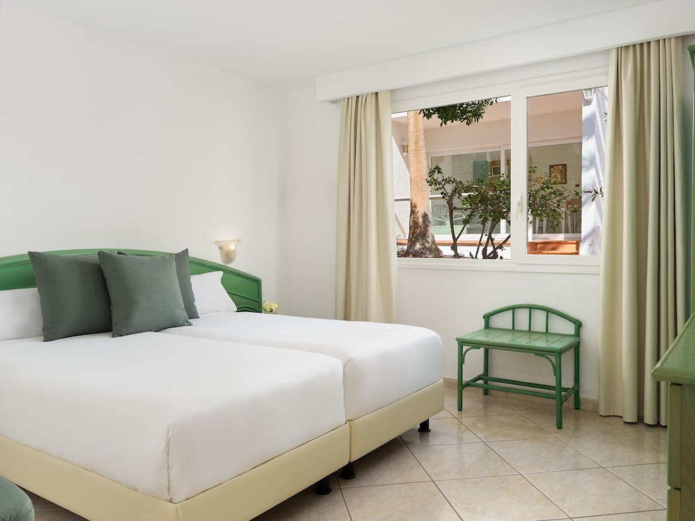 Apartamento, 1 habitación, Balcón, Vista al jardín