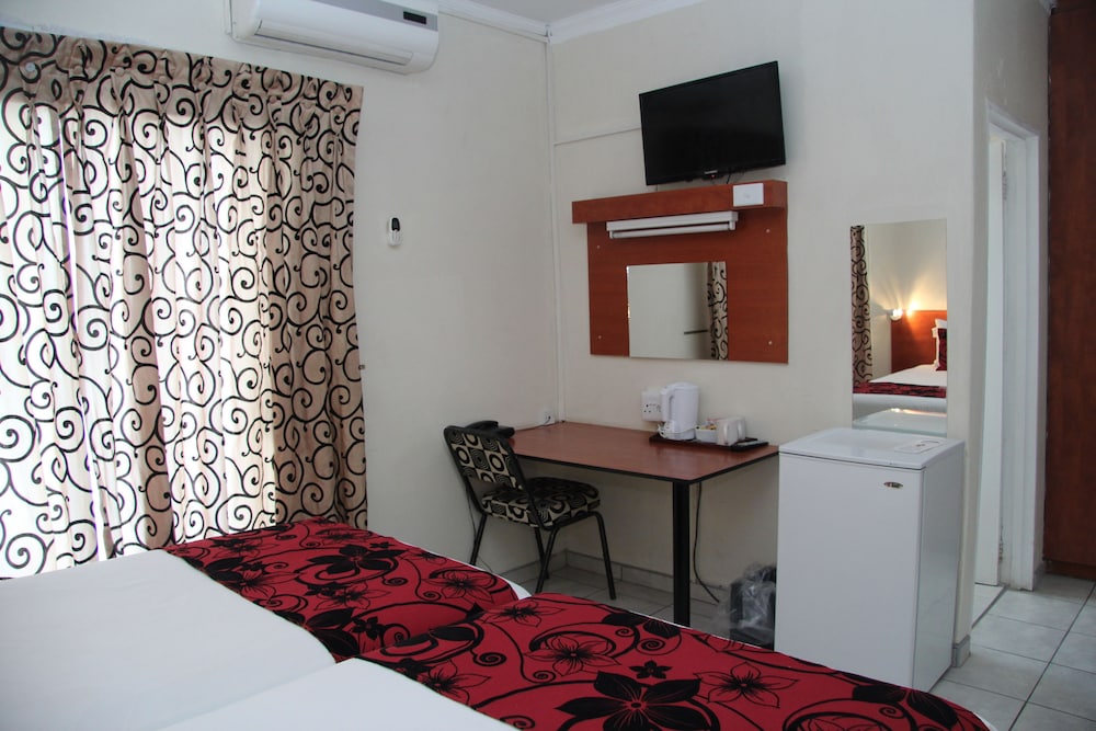 Standard Twin Room photo 3
