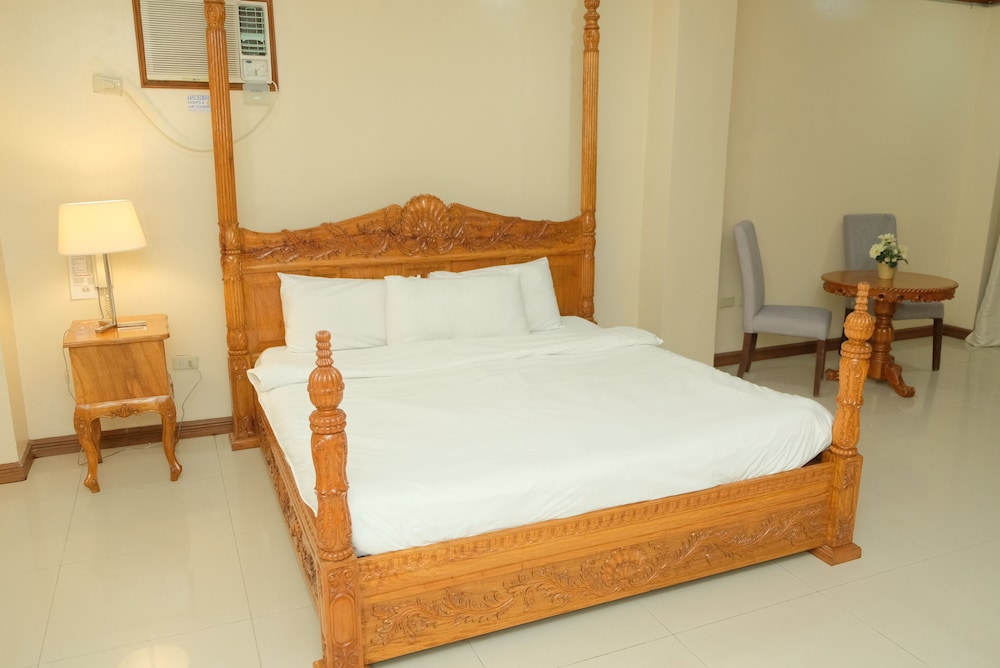 Deluxe Double Room, Pool View