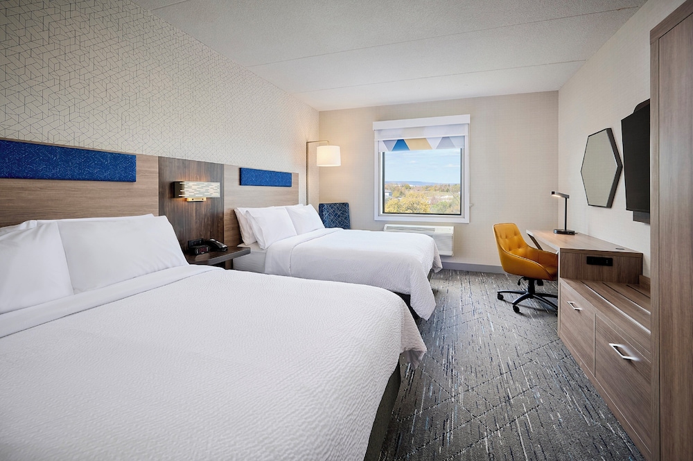 Standard Room, 2 Queen Beds, Accessible (Mobility, Accessible Tub)