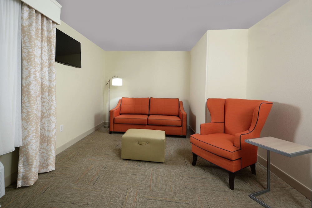 Room, 2 Queen Beds, Accessible (Roll-In Shower) - Photo 1