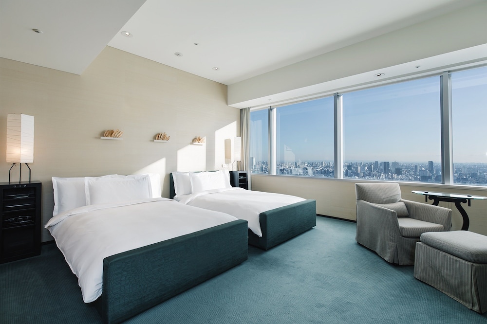 Room, 2 Twin Beds, City View - Photo 1