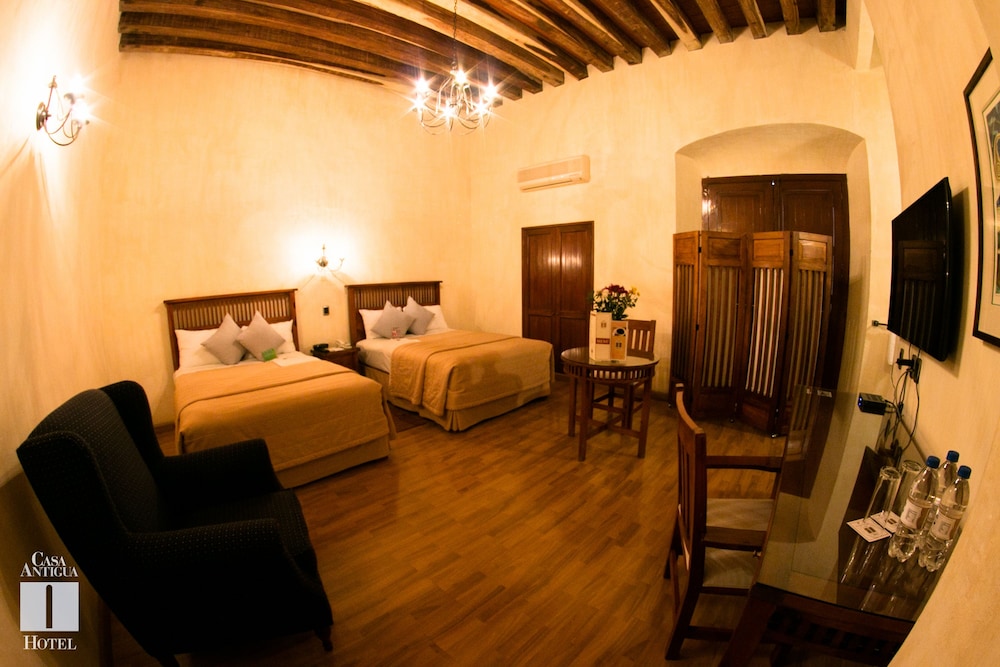 Junior Room, 2 Double Beds photo 3